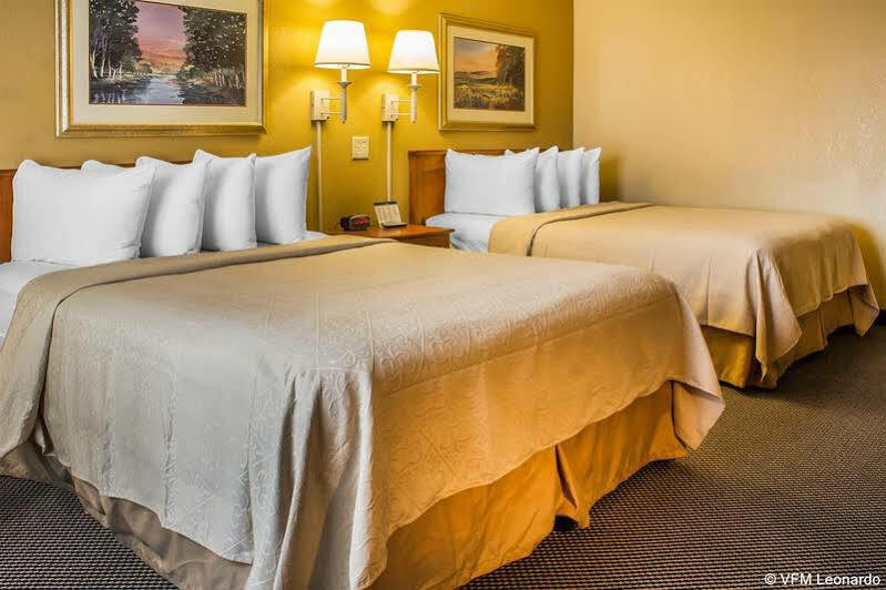 Quality Inn Newton At I-80 Luaran gambar